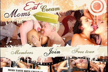 Visit Moms Eat Cream